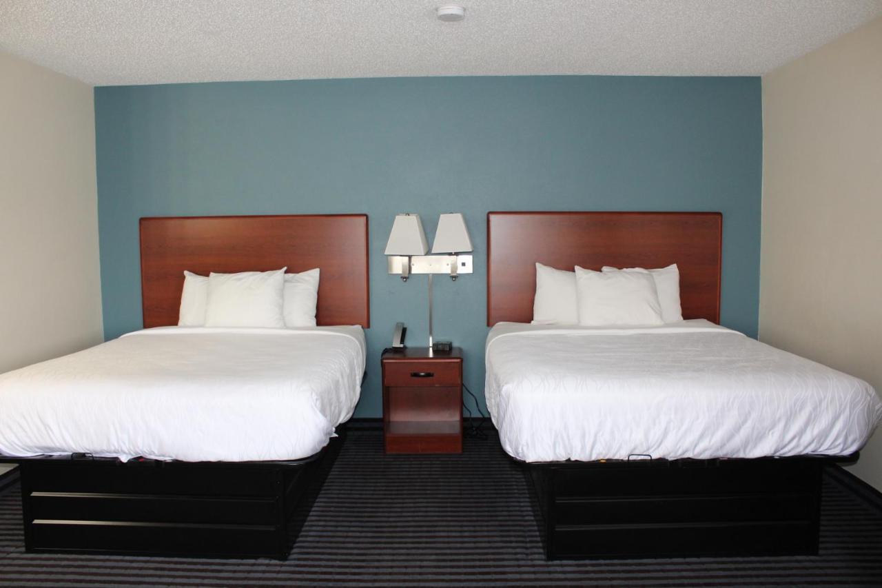 Reston Inn & Suites Spencer Exterior foto